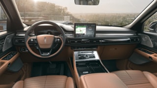 2023 Lincoln Lincoln Aviator Internal Image 2